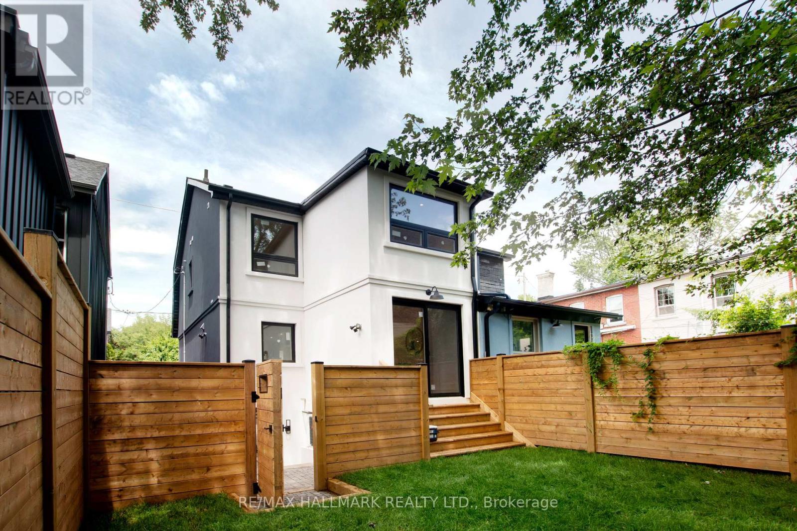 1 1/2 DELANEY CRESCENT - Image 29