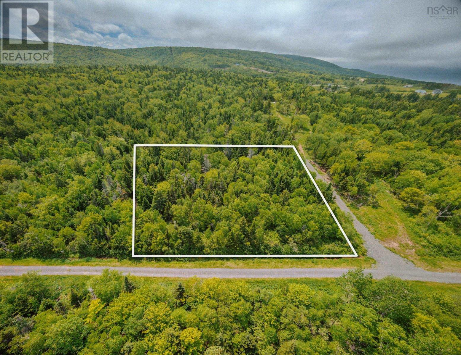 Property 4 of 12 of Banks Road