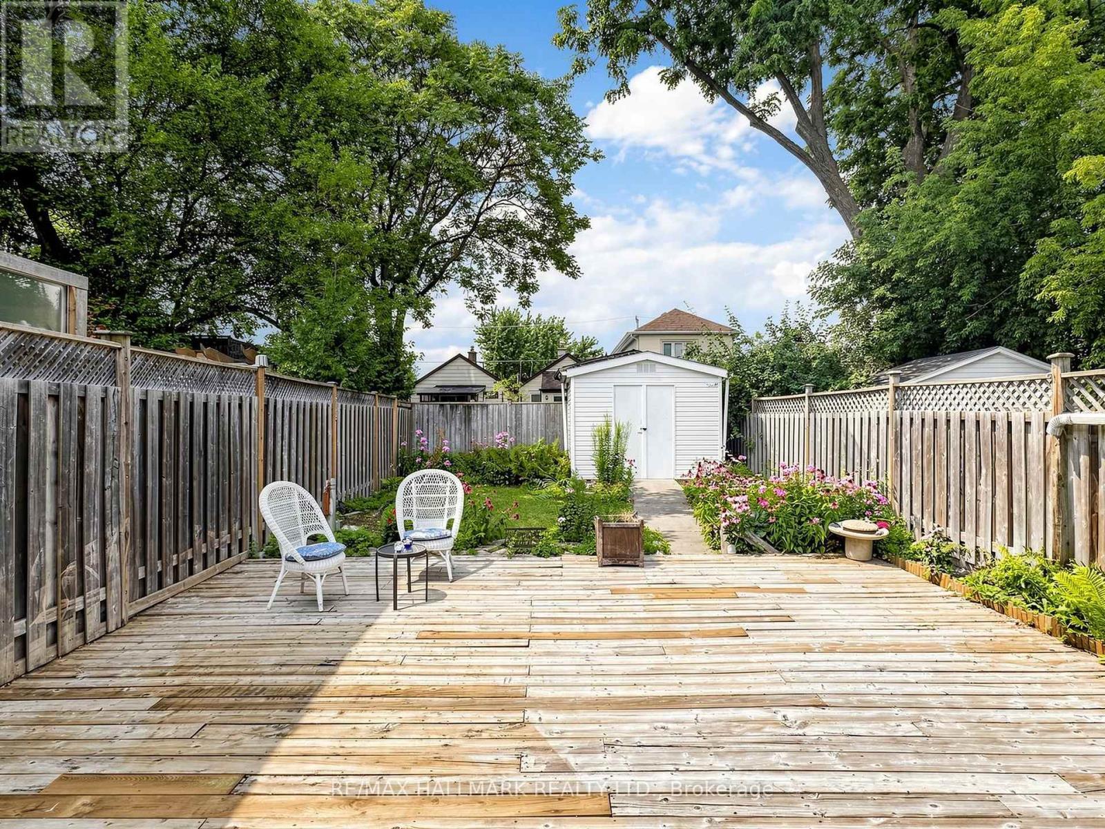 182 HOLBORNE AVENUE - 33