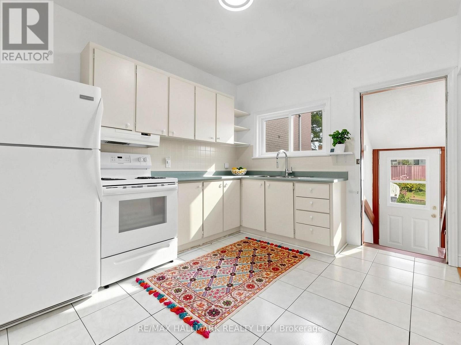 182 HOLBORNE AVENUE - 8