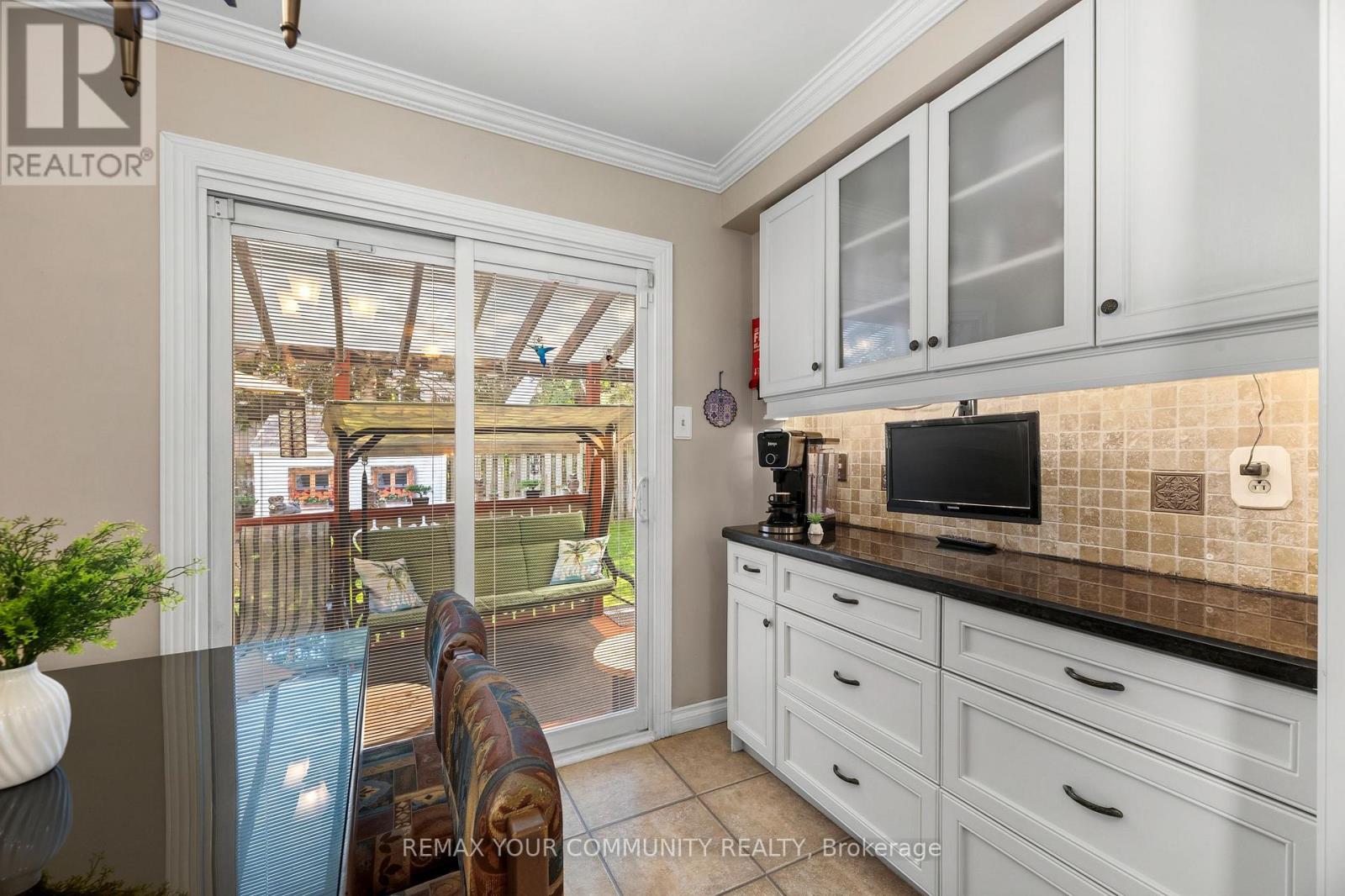 5 DALE ROAD - Image 24