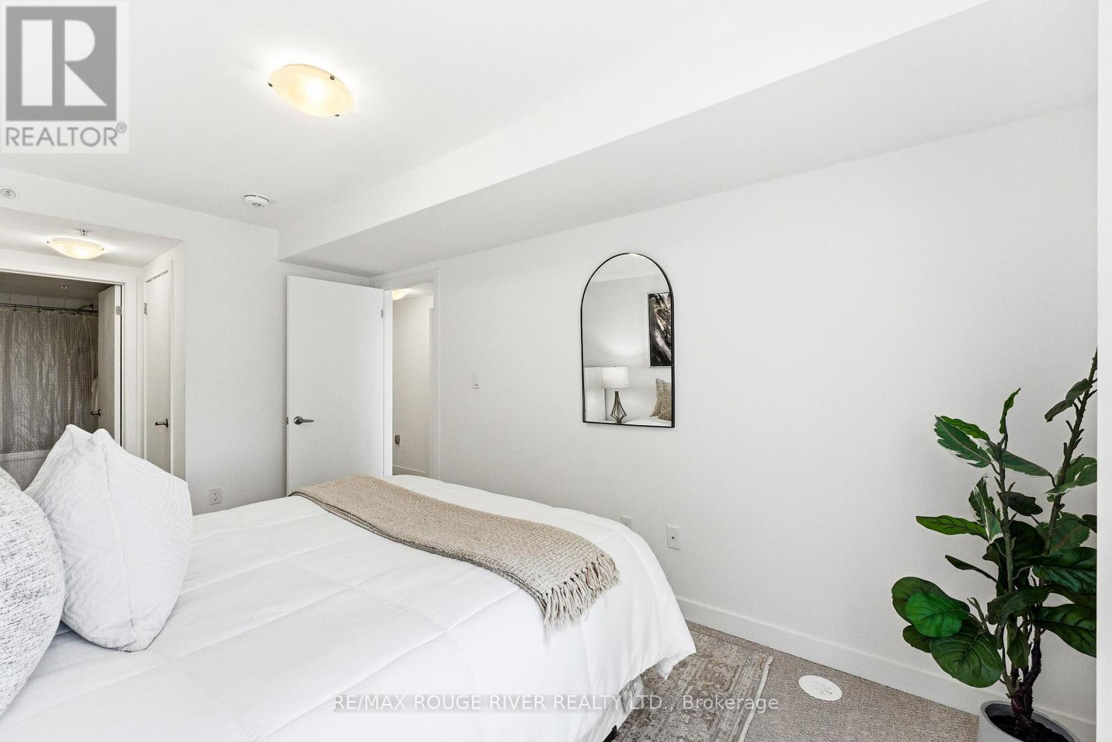 #226 1555 KINGSTON ROAD - 20