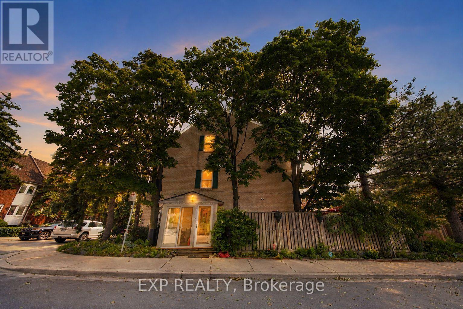 1 QUARRY COURT - 1