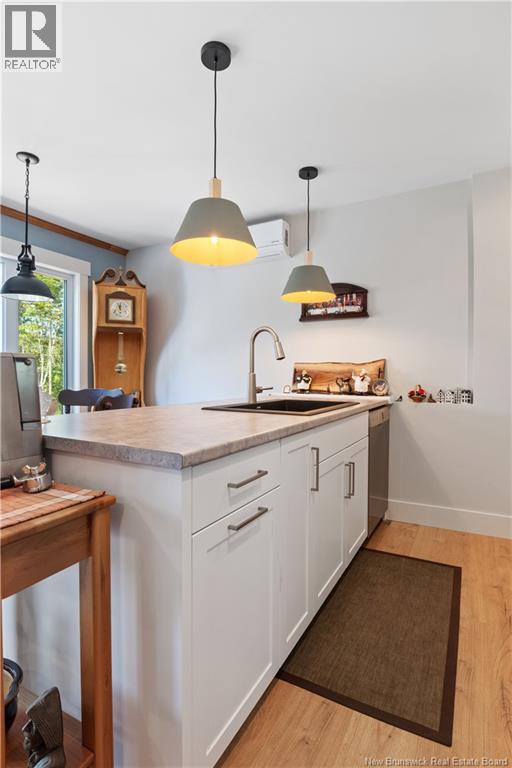 32 Allee Lion - Image 39