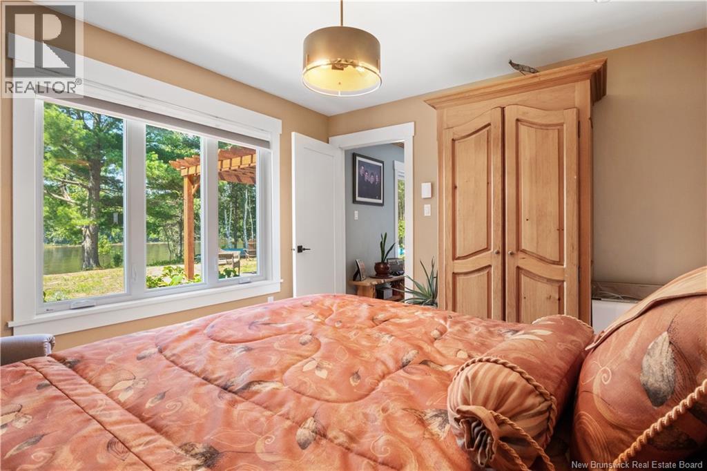 32 Allee Lion - Image 42