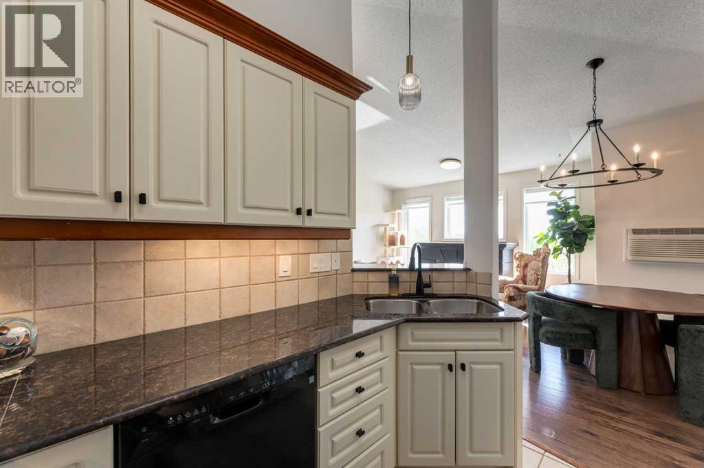 2419 Erlton Road Southwest - Photo 11