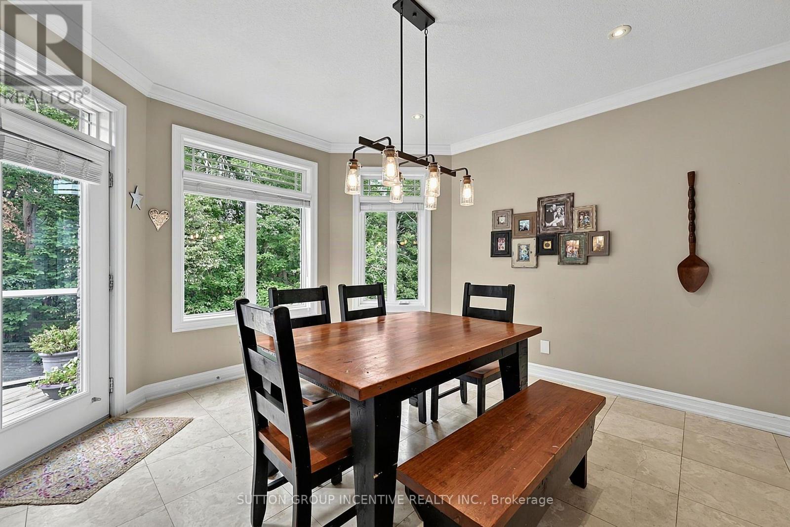18 LLOYD COOK DRIVE W - Image 27