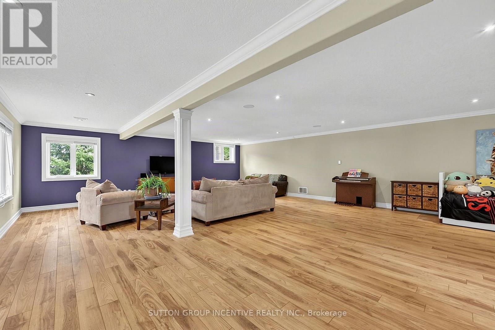 18 LLOYD COOK DRIVE W - Image 40