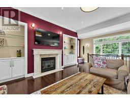 18 Lloyd Cook Drive W, Springwater, ON L4M4S4 Photo 16