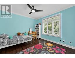 18 Lloyd Cook Drive W, Springwater, ON L4M4S4 Photo 37