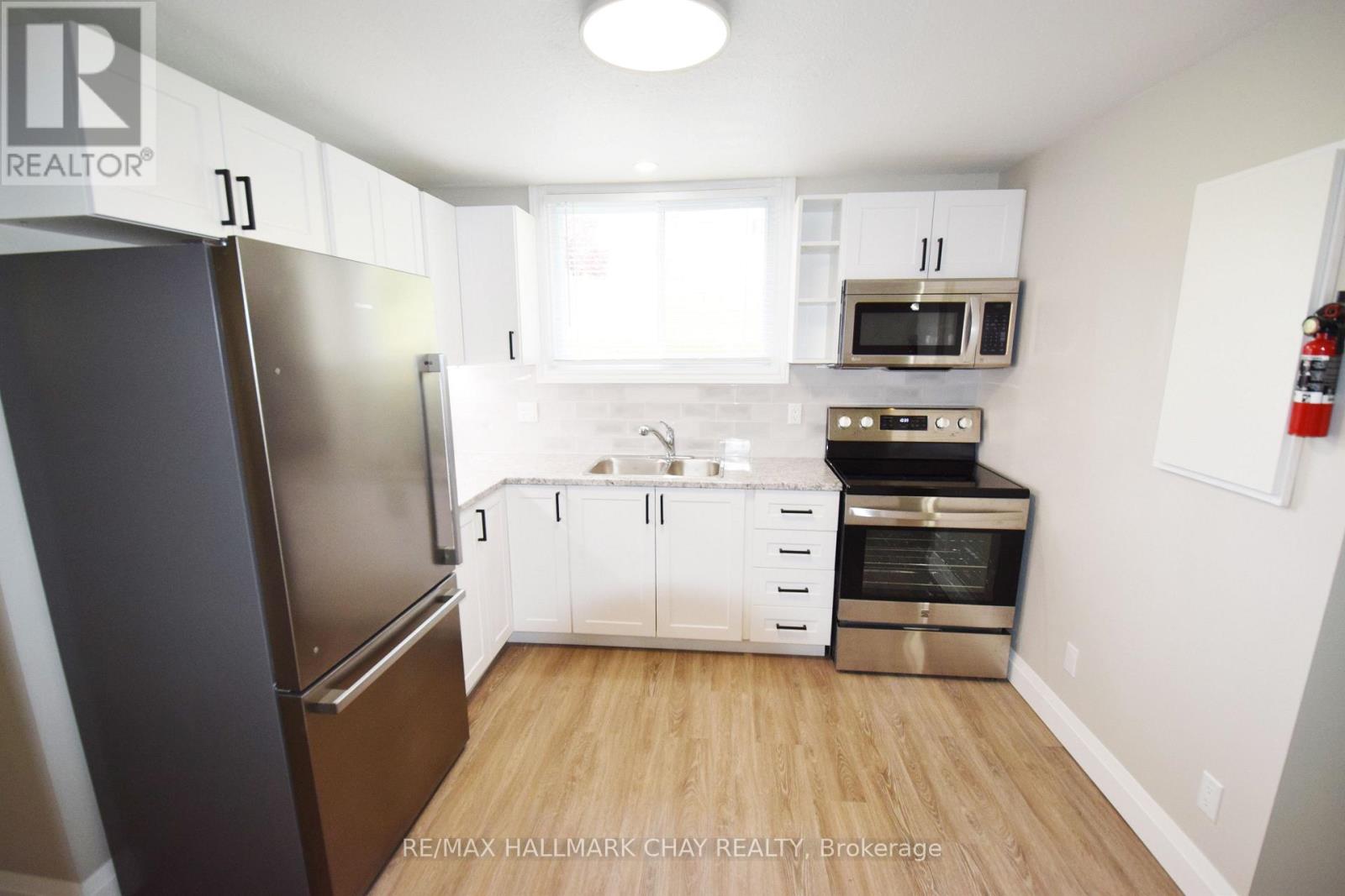 195 LOUISA STREET - Image 36