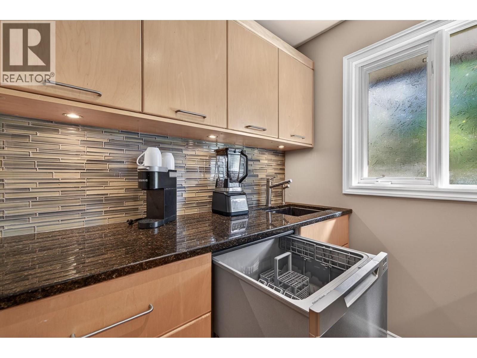 3929 Gallaghers Circle - Image 40