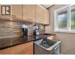 3929 Gallaghers Circle, Kelowna, BC V1W3Z9 Photo 40