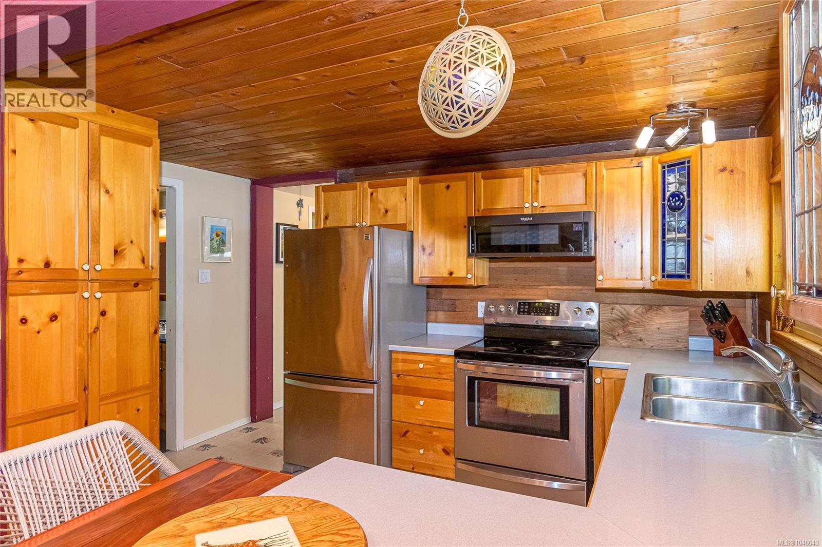 13725 Jennifer Rd - Image 17