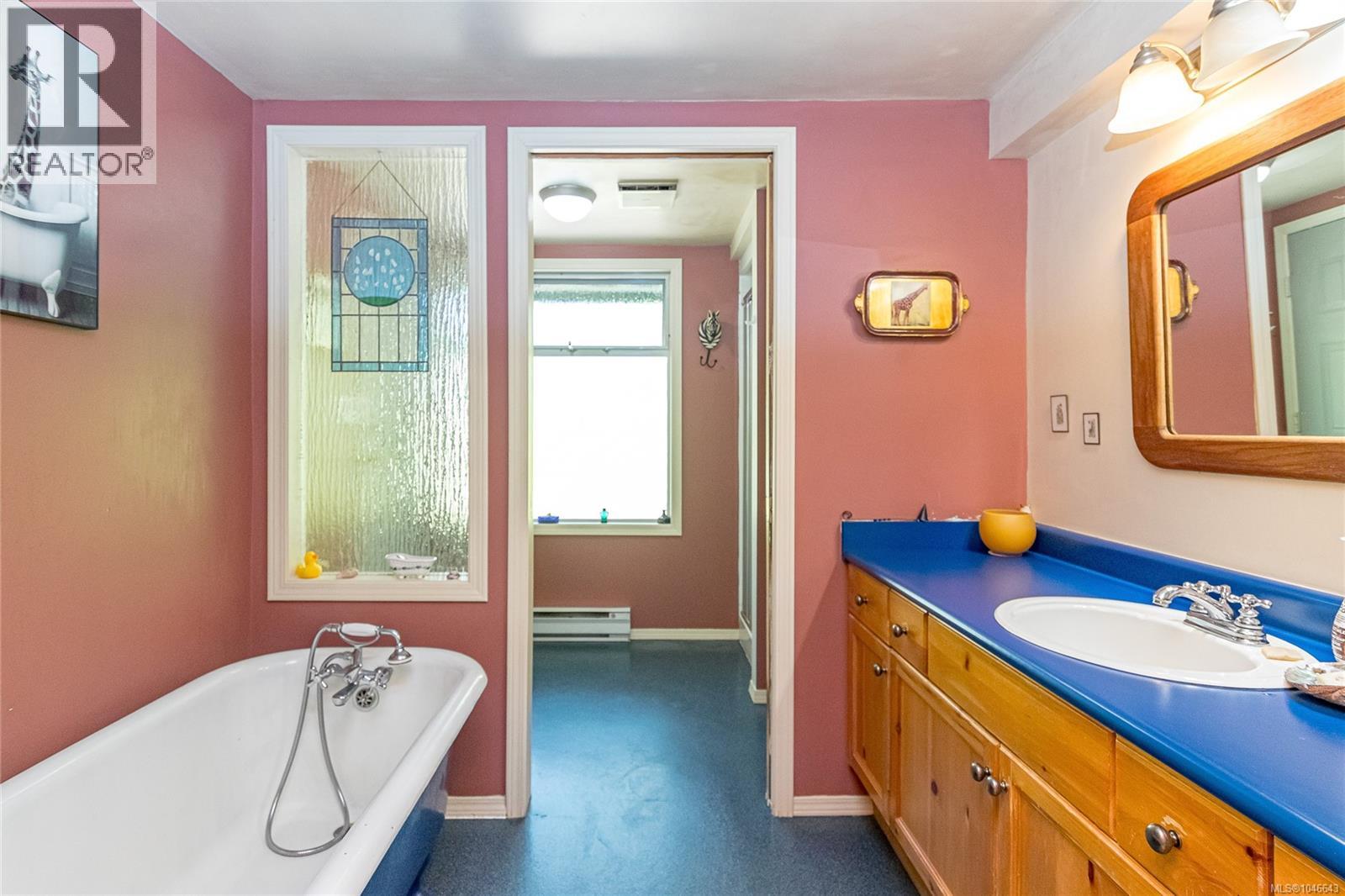 13725 Jennifer Rd - Image 26
