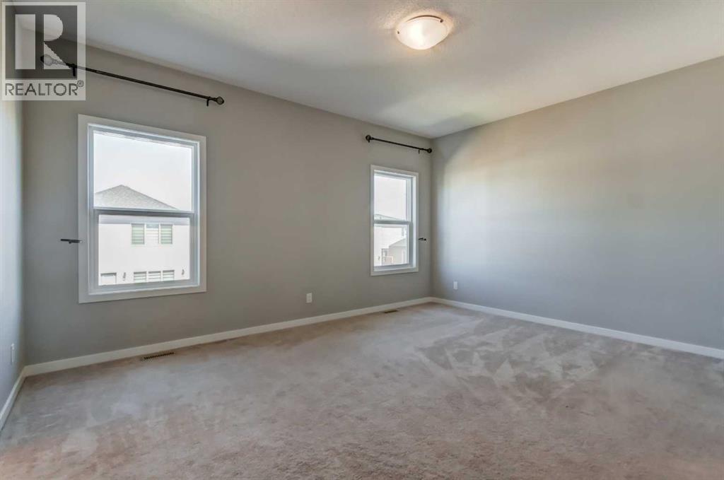 39 Walcrest View SE - Image 14