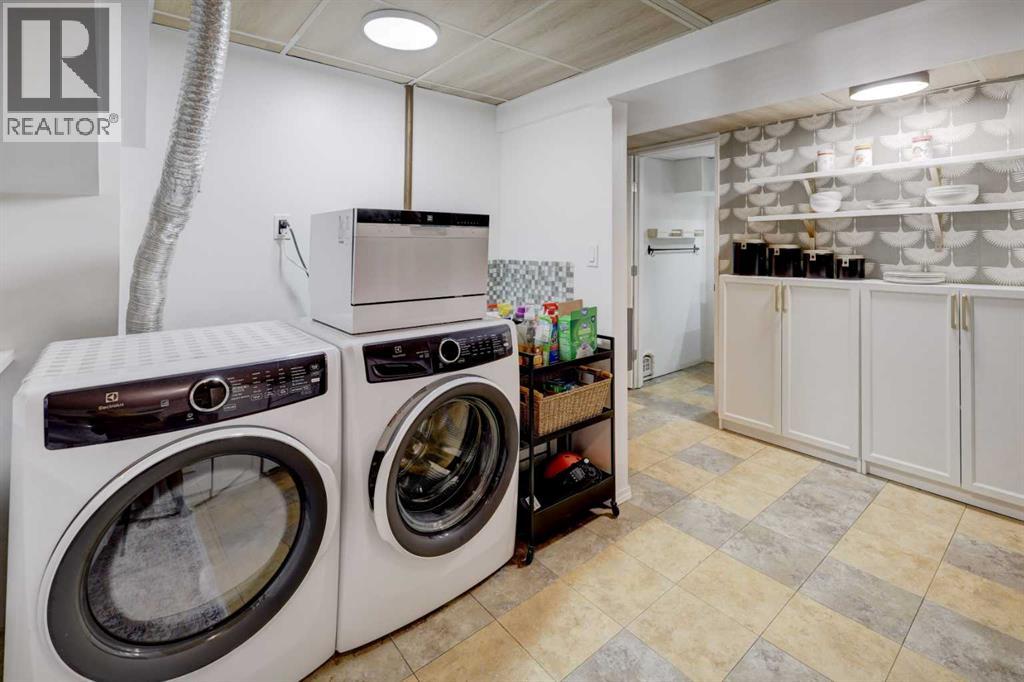 624 38 Street SW - Image 18