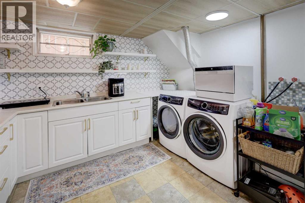 624 38 Street SW - Image 17