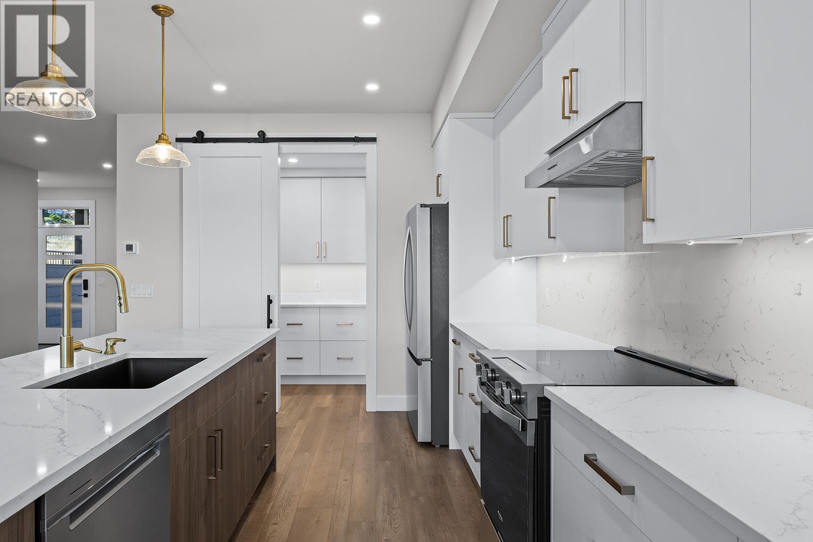 1026 Kitson Court, West Kelowna