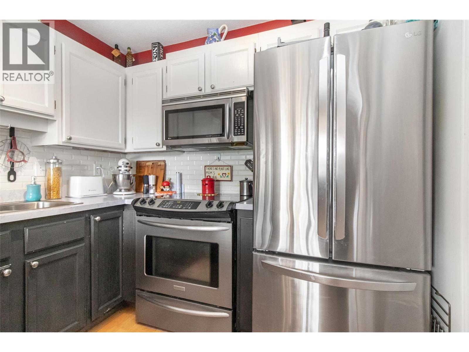 #8 363 Gerstmar Road - 12