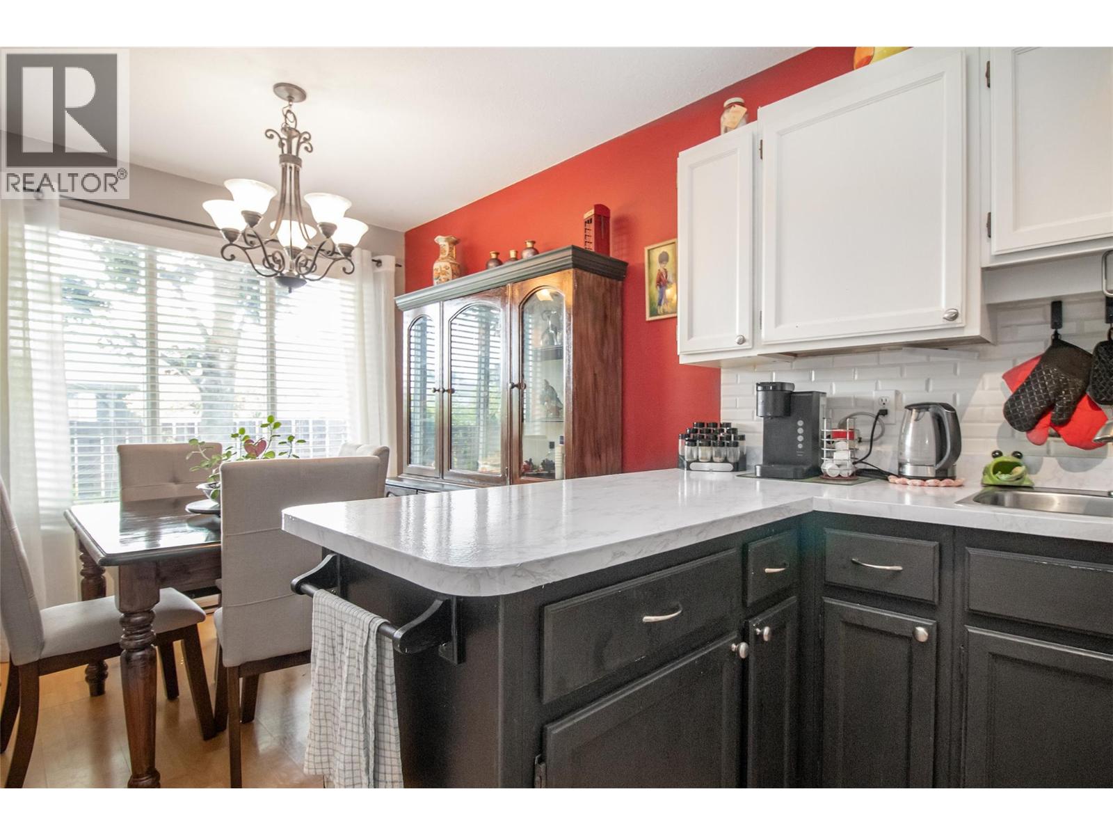 363 Gerstmar Road Unit# 8, Kelowna