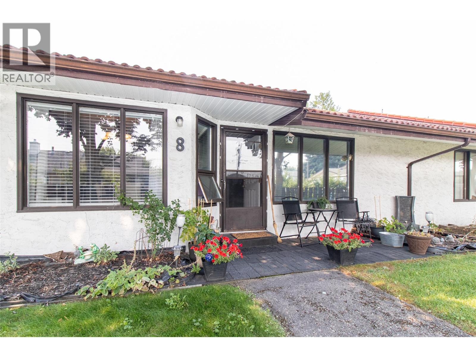 363 Gerstmar Road Unit# 8, Kelowna