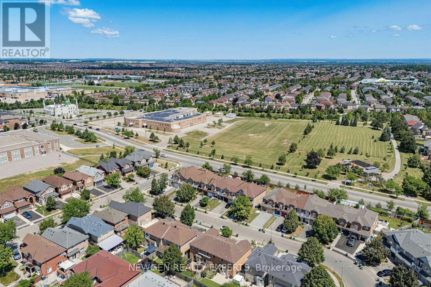 10 CHECKERBERRY CRESCENT - Image 36