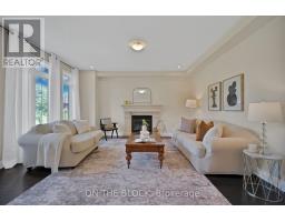 24 Whitewood Drive, Whitchurch Stouffville, ON L4A1R9 Photo 14