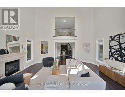 Kitchen - 24 Whitewood Drive, Whitchurch Stouffville, ON L4A1R9 Photo 7