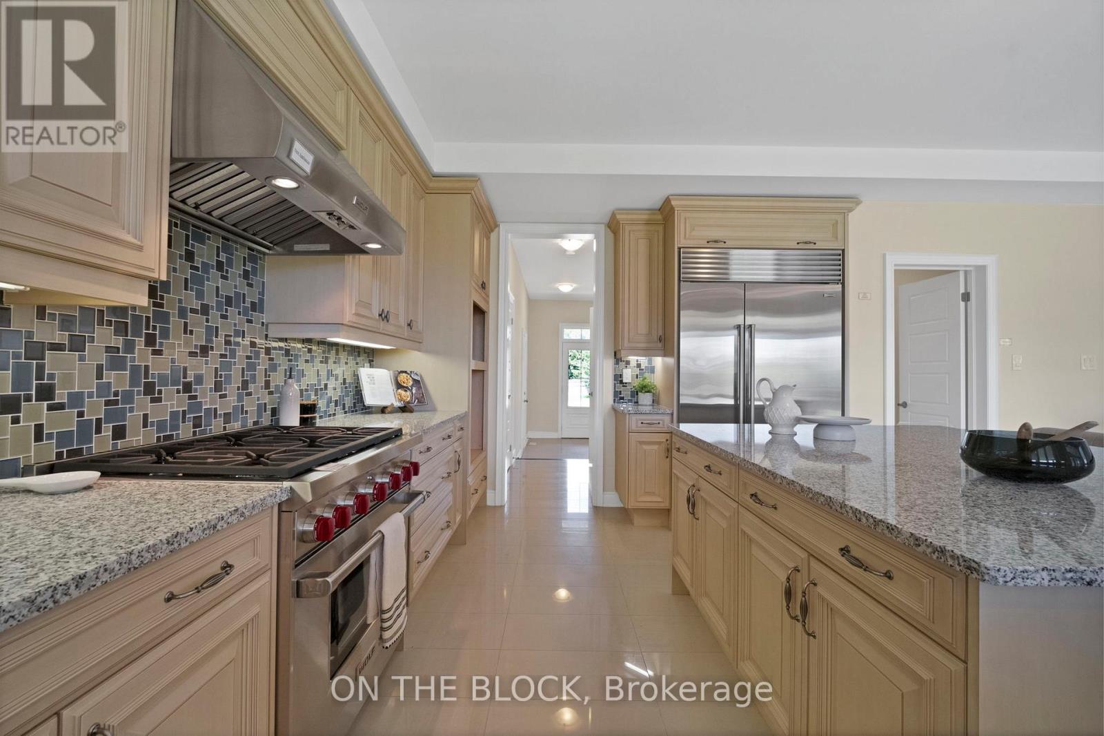 24 WHITEWOOD DRIVE - 21