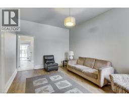 Living room - 802 Waterloo Street, London, ON N6A3W4 Photo 11