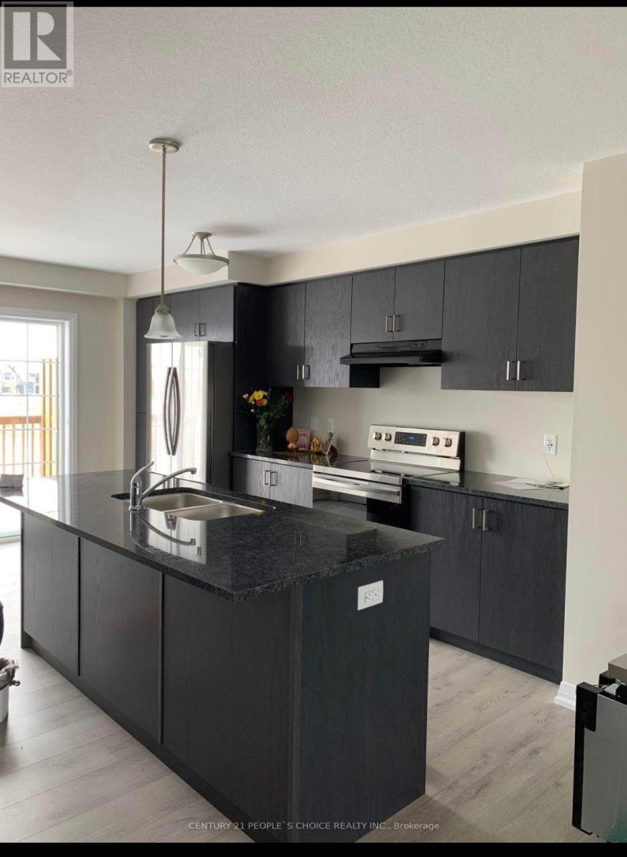 92 MONARCH WOODS DRIVE — photo 2