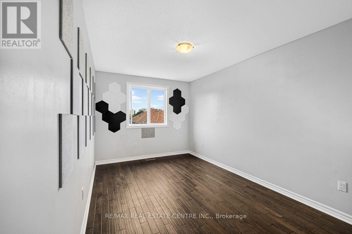 714 OAKCROSSING ROAD - 26