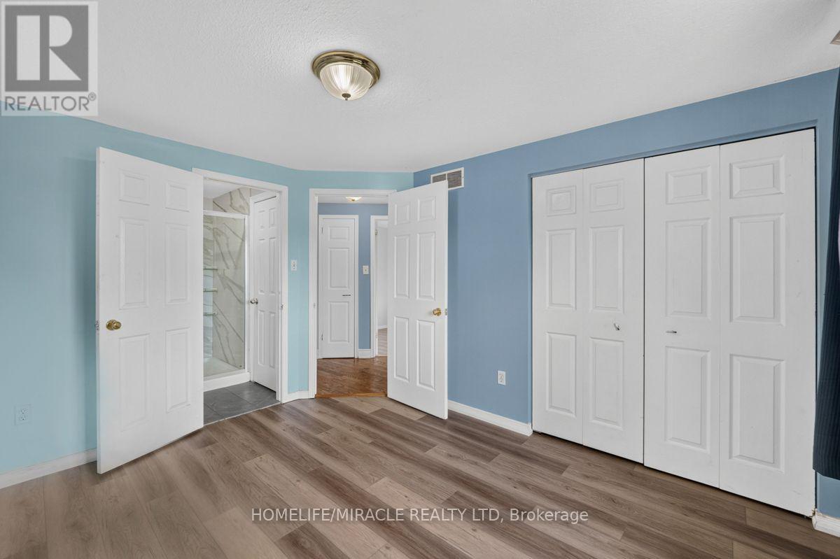 125 HAWKINS DRIVE - 16