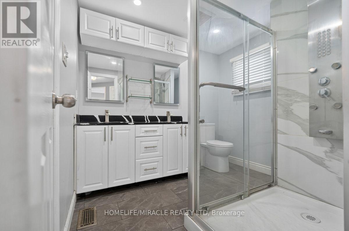 125 HAWKINS DRIVE - 18