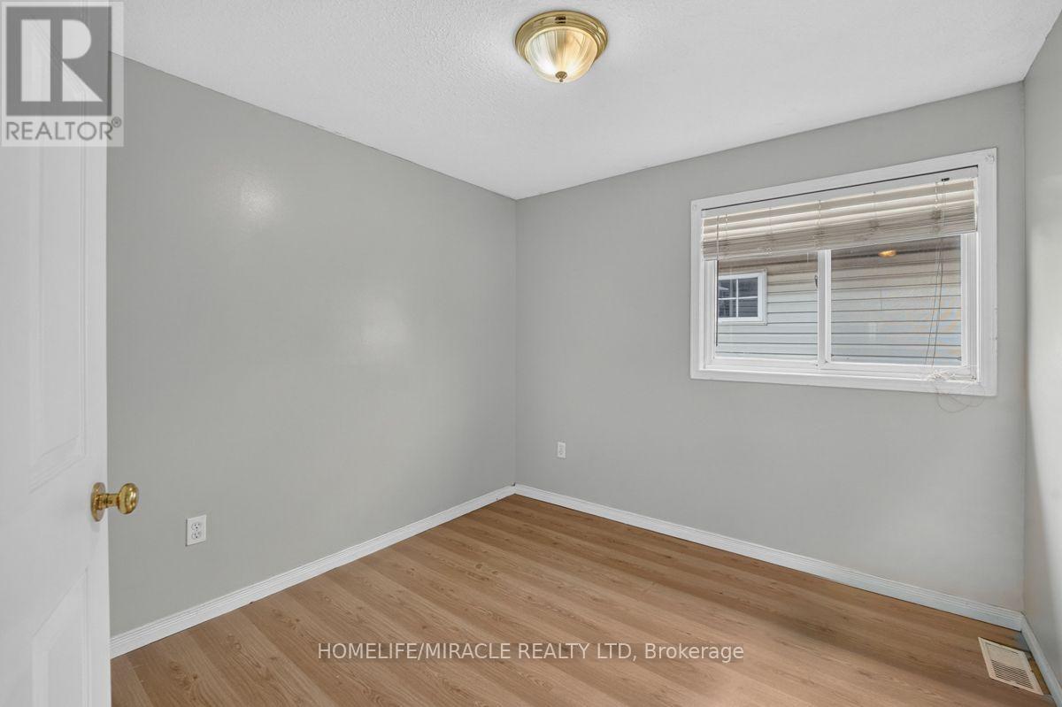 125 HAWKINS DRIVE - 22