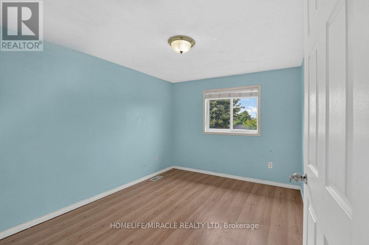 125 HAWKINS DRIVE - Image 24