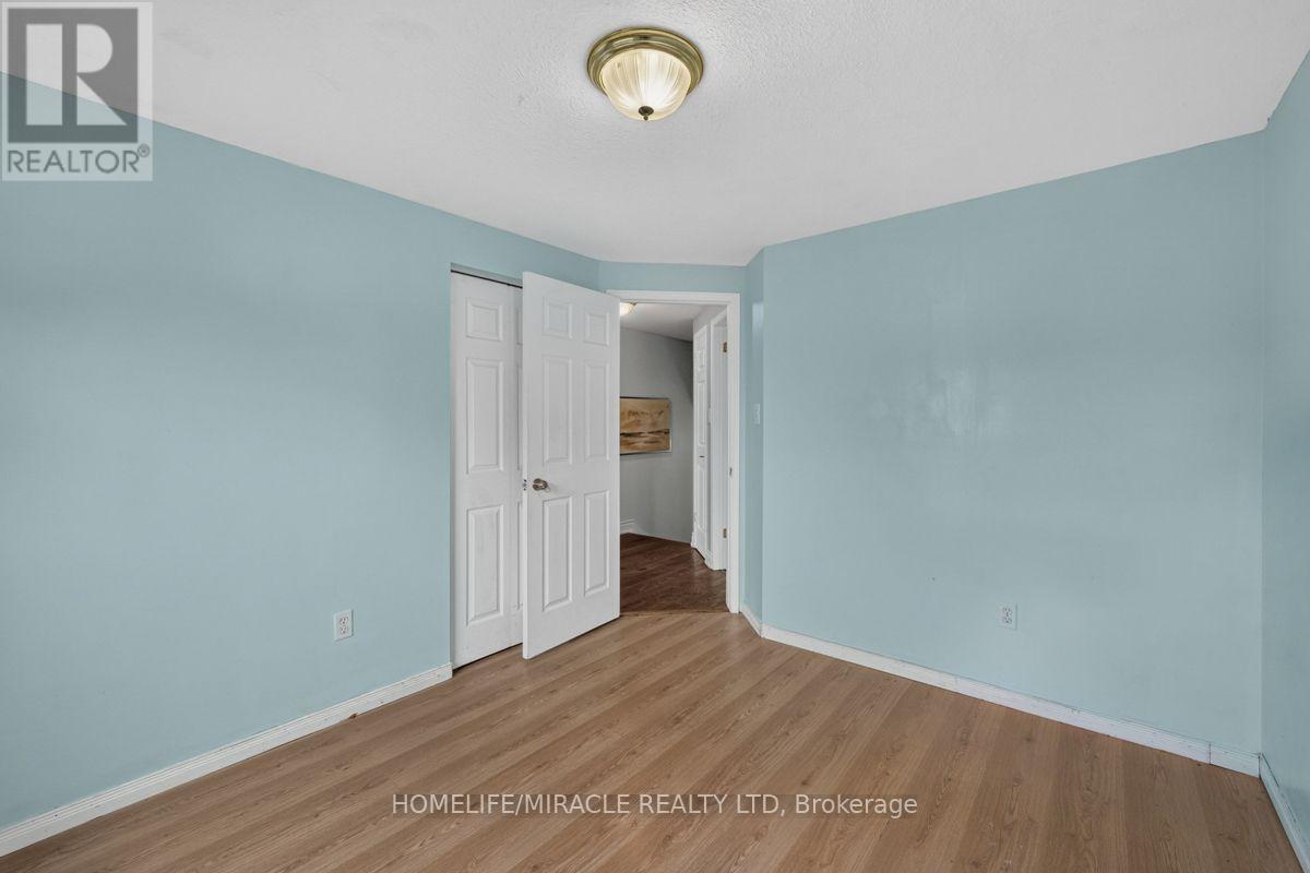 125 HAWKINS DRIVE - 25