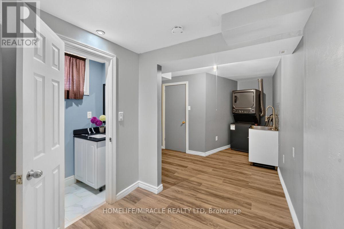 125 HAWKINS DRIVE - 31