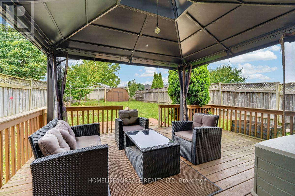 125 HAWKINS DRIVE - Image 34