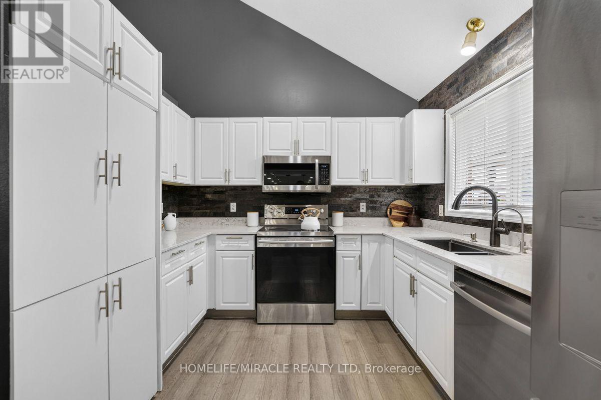 125 HAWKINS DRIVE - 8