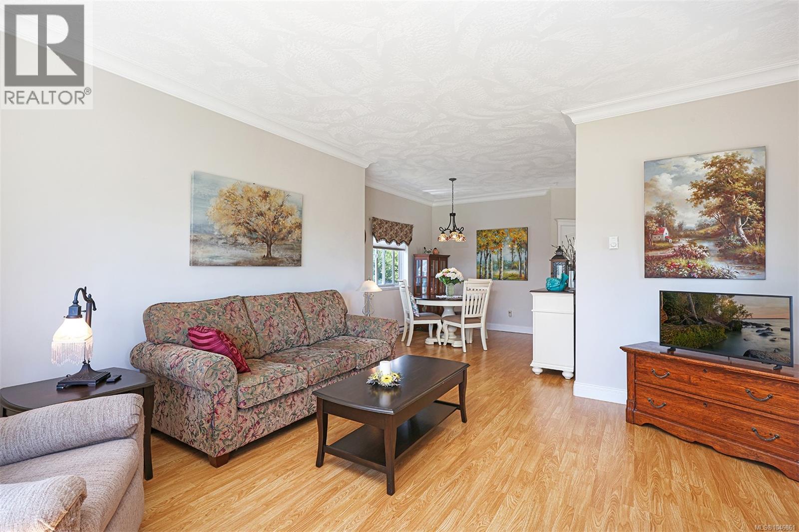 #16 1646 Balmoral Ave - 6
