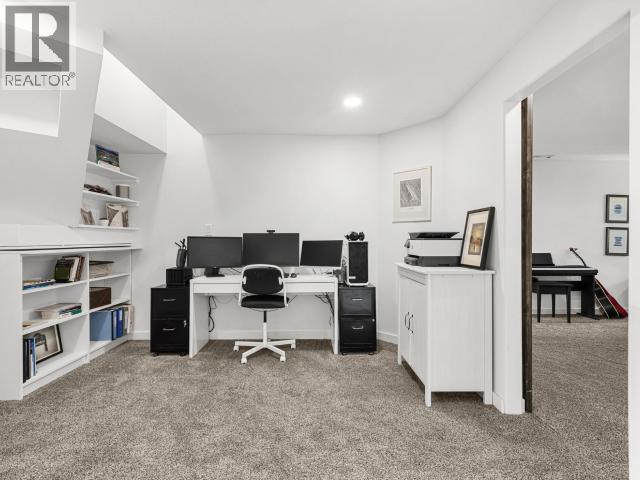 13 LAZULITE DRIVE - Image 26