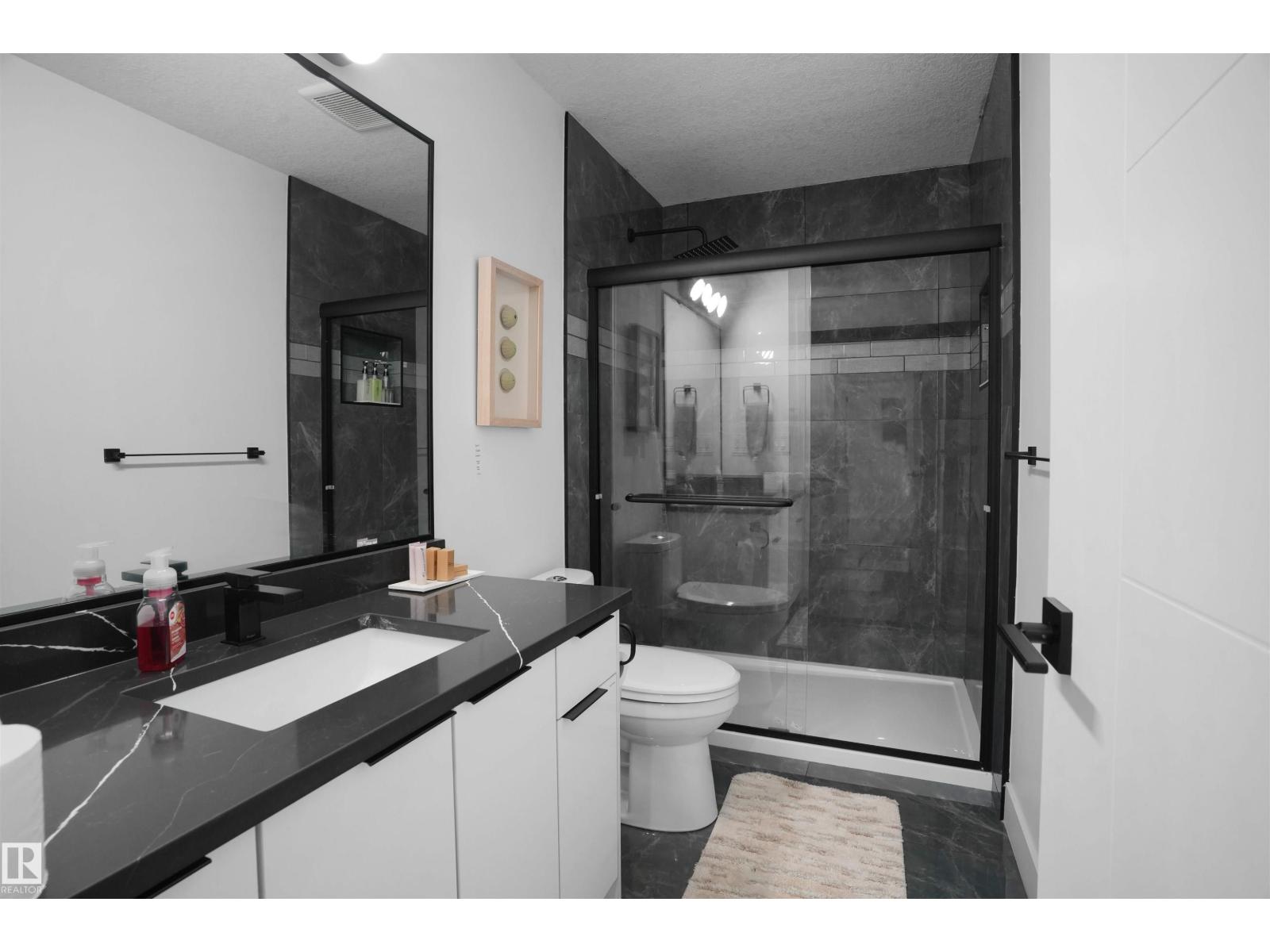 22517 WYE Road NE - Photo 44
