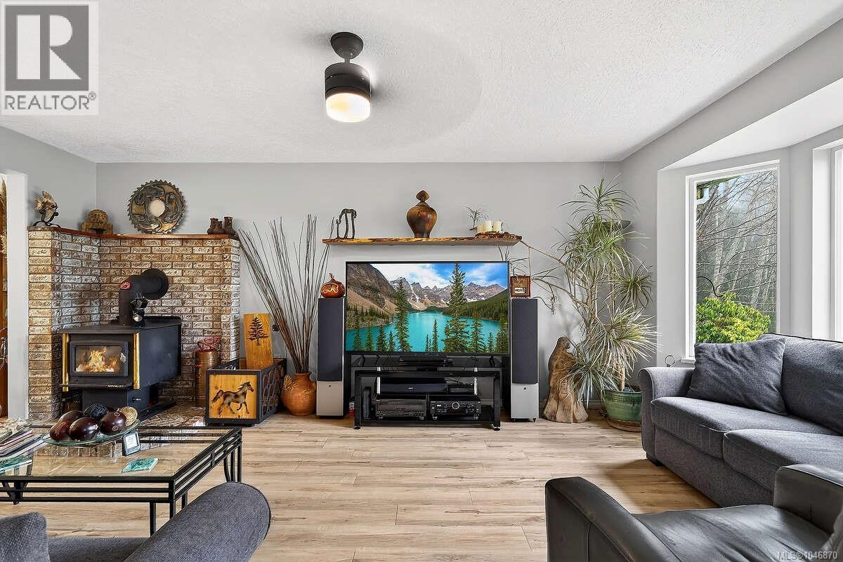 1136 Corcan Rd - Image 3