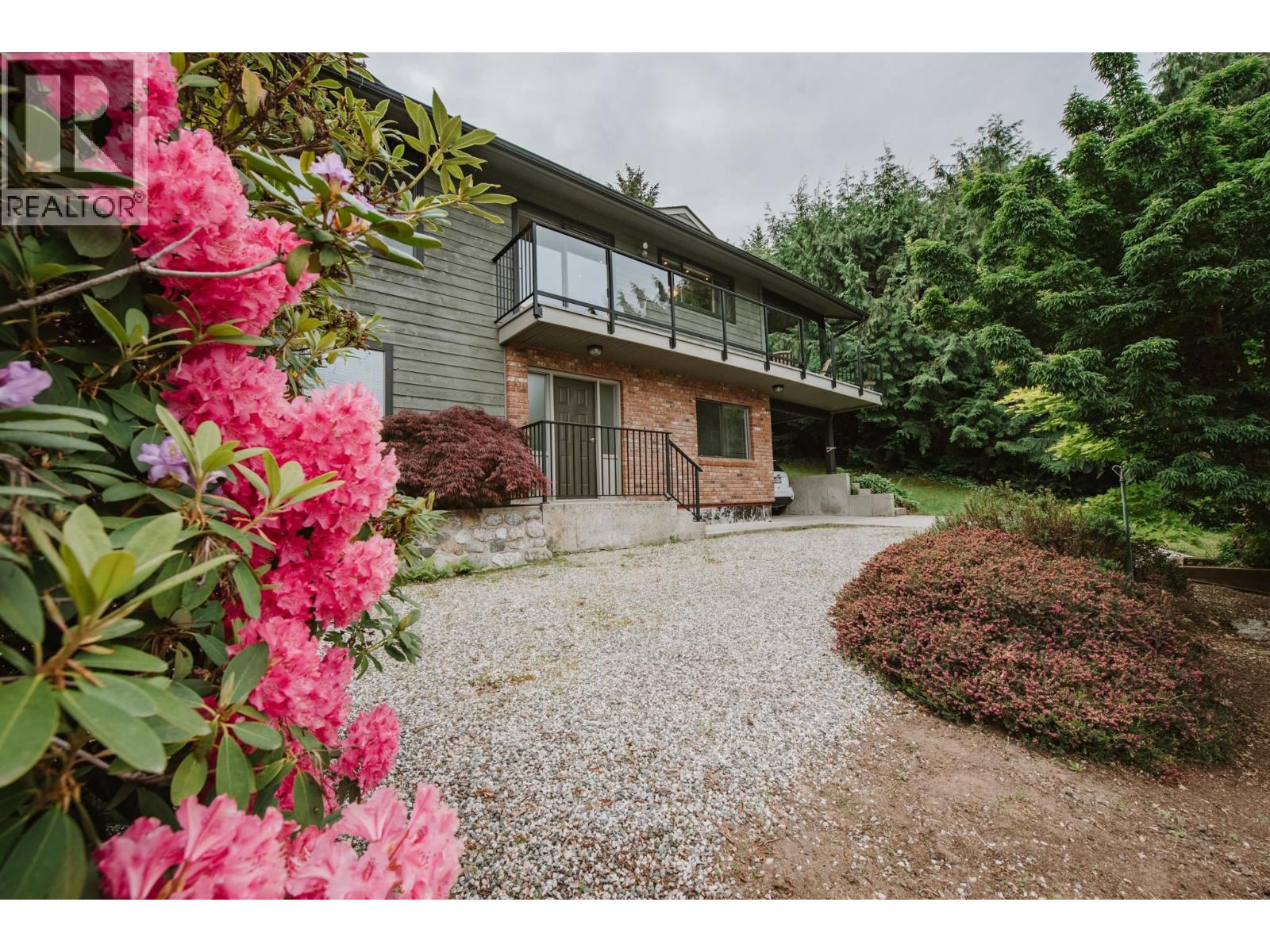 6950 PORPOISE DRIVE, Sechelt