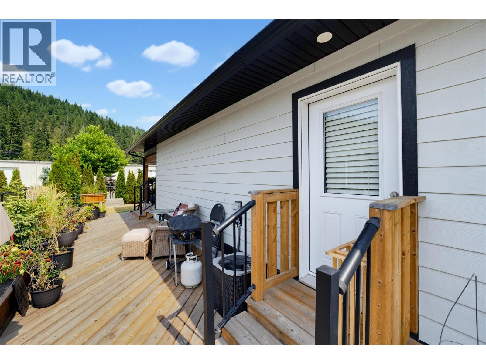 #11 1705 Hillier Road - Image 33