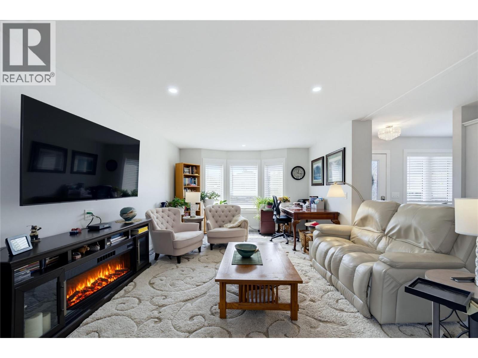 #11 1705 Hillier Road - Image 14