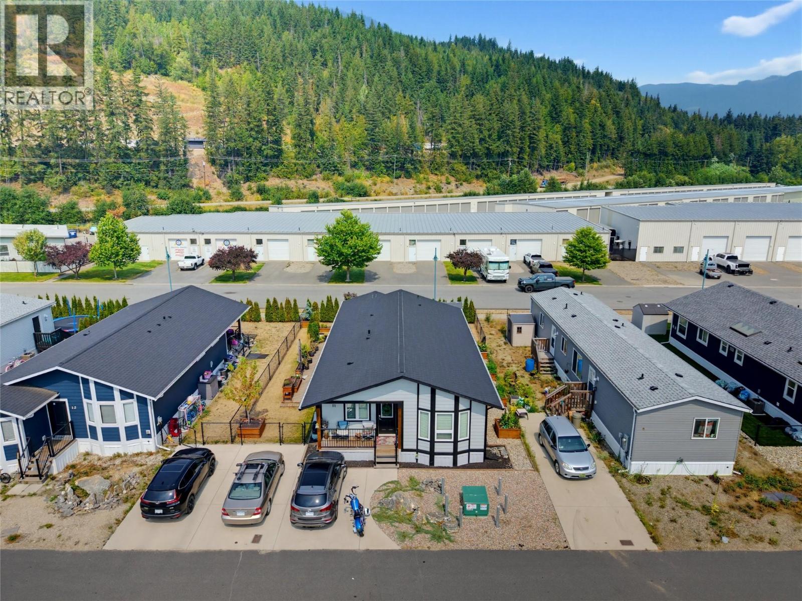 #11 1705 Hillier Road - 2
