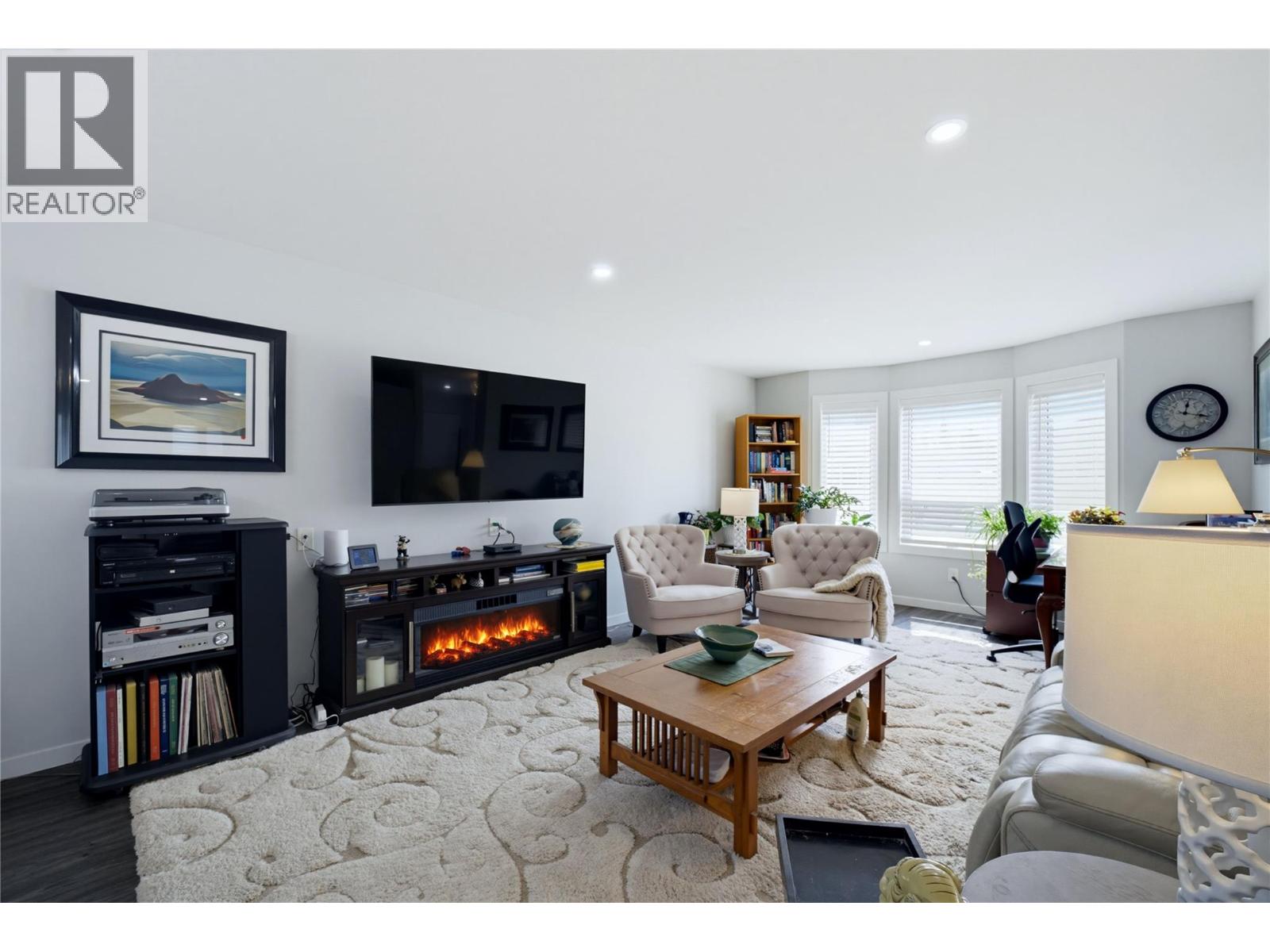 #11 1705 Hillier Road - Image 15